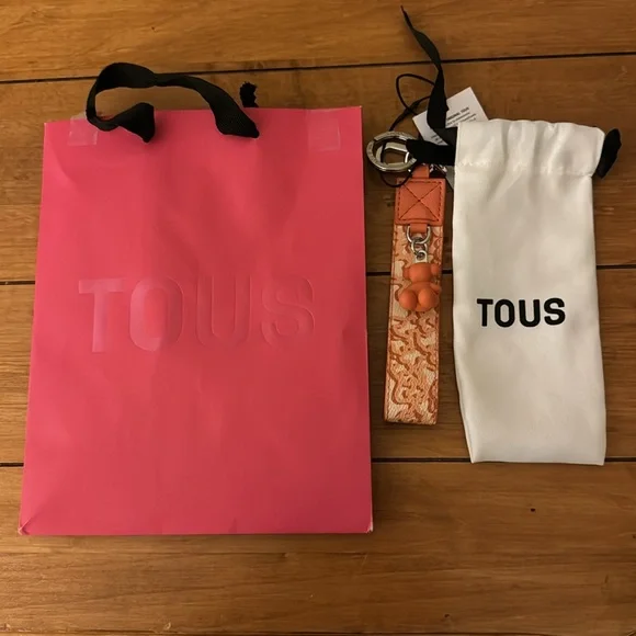 TOUS keychain - Picture 8 of 8